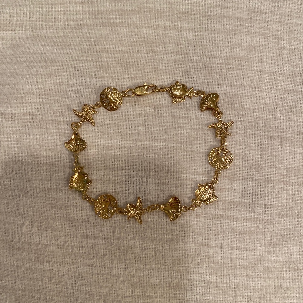 Gold Plated Seashell Charm Bracelet - Women's Beach-Inspired Jewelry